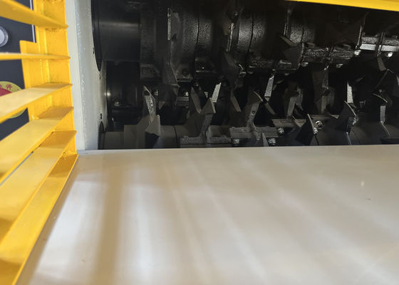 عملية إنتاج محطم الموجات إلى حزمة التعبئة حجم 250 * 1500mm